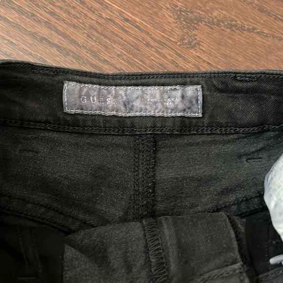 Guess skirt - Picture 3 of 4